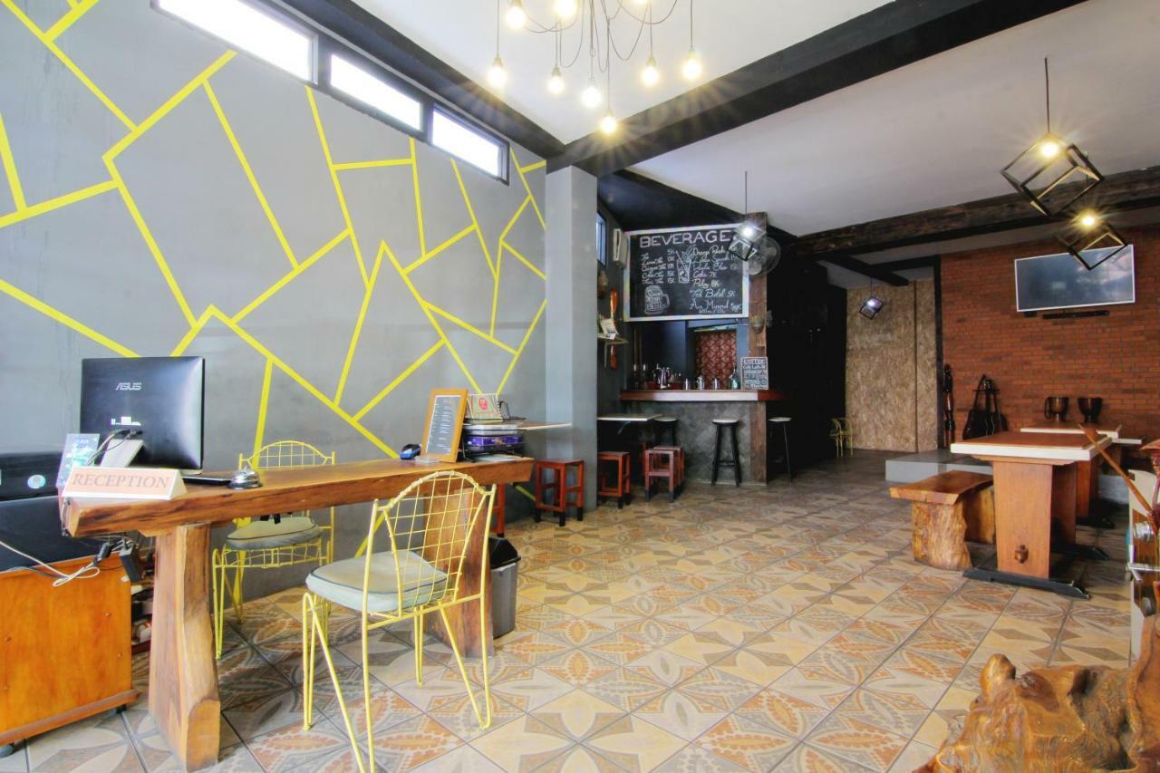 Neo Moritz Homestay Бандунг Экстерьер фото