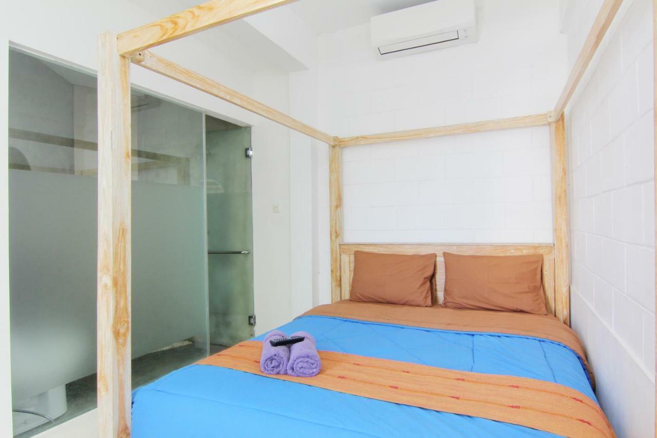 Neo Moritz Homestay Бандунг Экстерьер фото